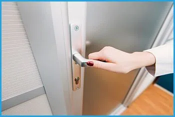Lock Locksmith Services Indianapolis, IN 317-975-2287 - 11-business-locksmith