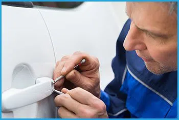 Lock Locksmith Services Indianapolis, IN 317-975-2287 - 20-car-locksmith